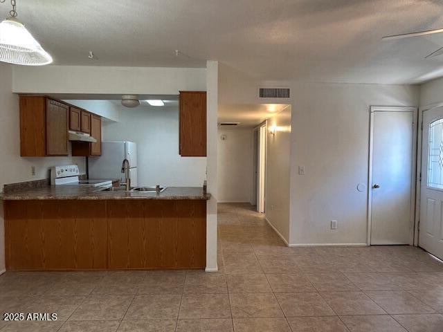 Building Photo - 1843 N Spring