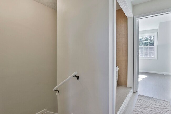 Building Photo - 6 Veterans Rd