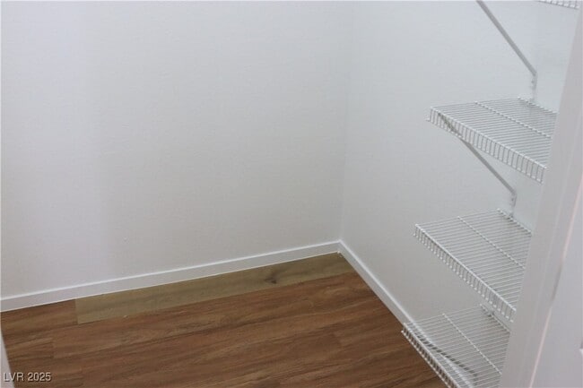 Building Photo - 50 Aura de Blanco St