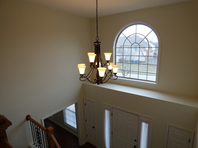 Building Photo - LOVELY HOME in Hamburg; Renovated, Garage, Many Upgrades!
