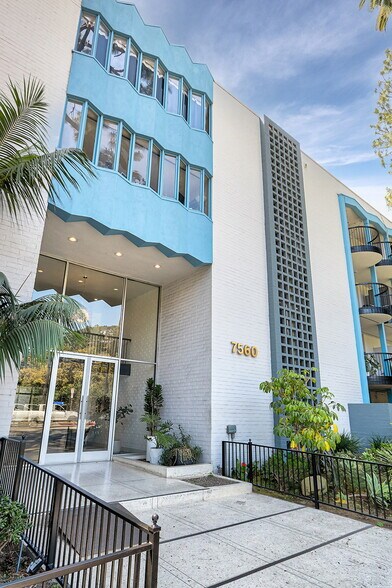 Building Photo - 7560 Hollywood Blvd
