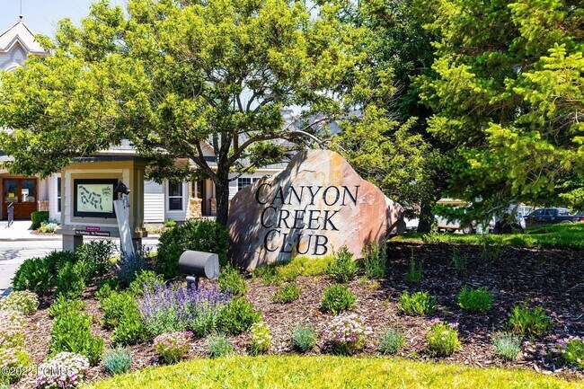 Building Photo - Canyon Creek 2 Bed