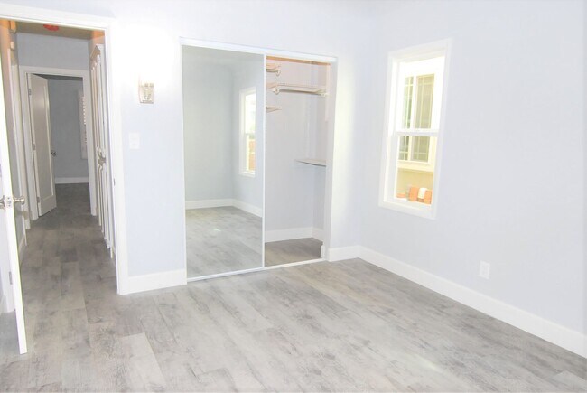 Building Photo - BB LLC - Savona Walk