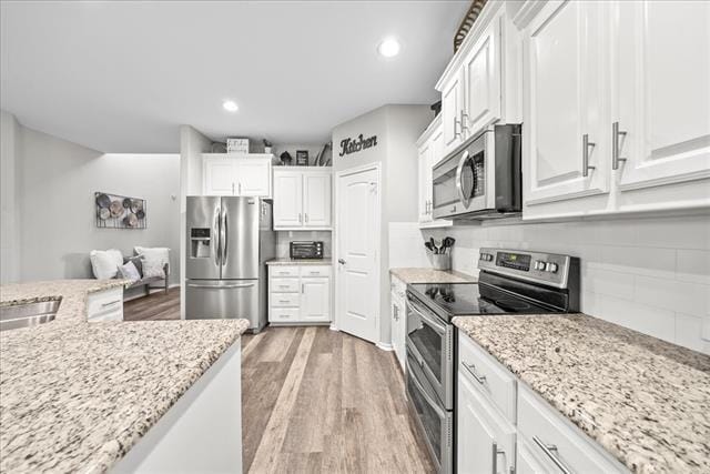 Building Photo - 2412 Lighthouse Dr