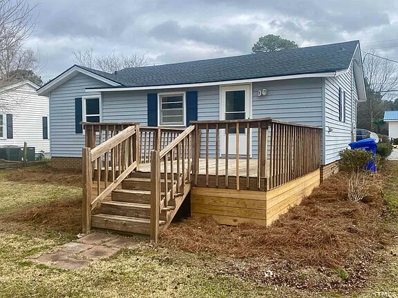 Back deck - 113 Carolina Ave