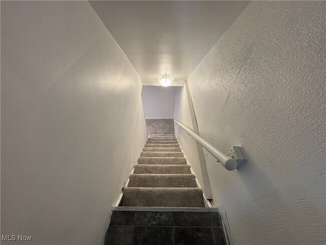 Building Photo - 4739 W 125th St