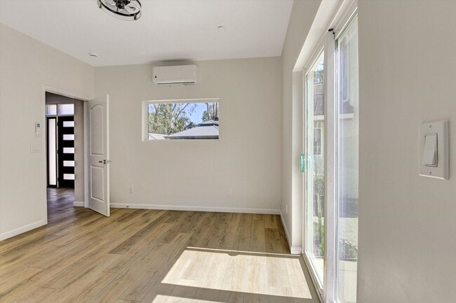 Building Photo - RENT DROP & 50% Off 1st Mo.! New 1 Bed + Flex Rm & 2 Bath ADU – Agoura Hills | 800 Sq Ft