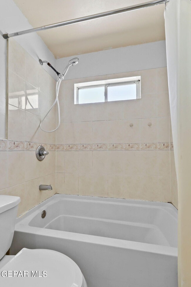 Building Photo - 7707 Parral Dr
