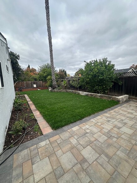 Building Photo - 575 Modoc Ct