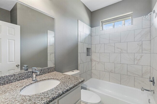 Building Photo - 7638 Bronze Trail Dr