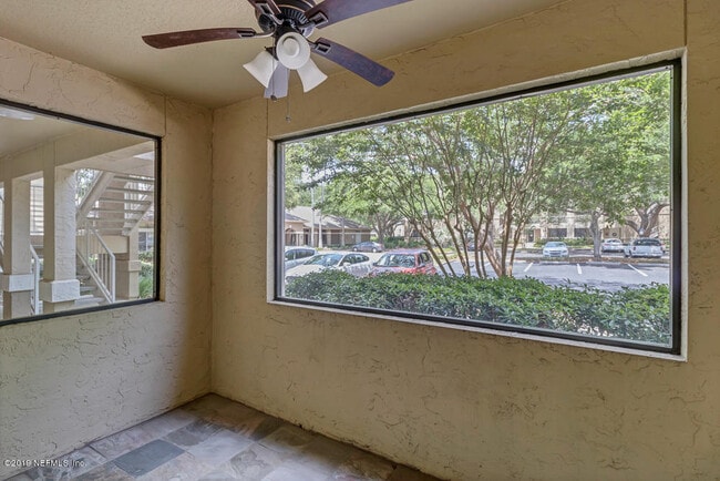Building Photo - 29 Arbor Club Dr