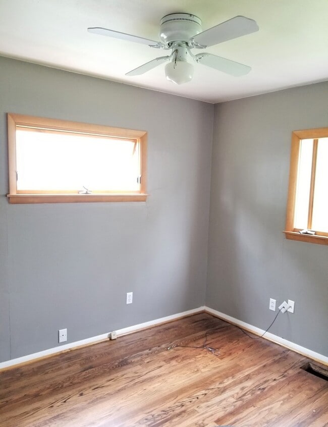 Building Photo - Cozy 3 Bedroom Home Near Hampden and I-25....