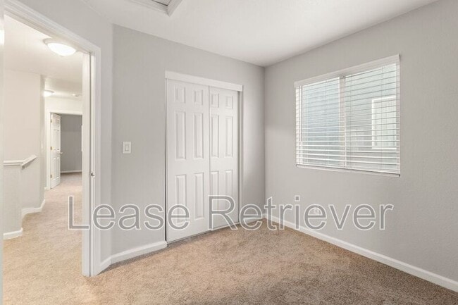 Building Photo - 1943 Remembrance Ln