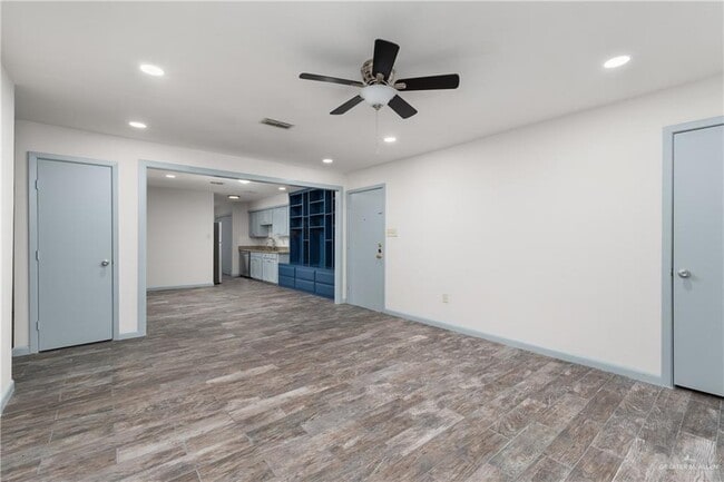 Building Photo - 21 Shasta Ave