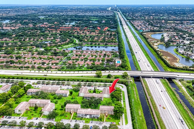 Building Photo - 438 Mansfield K