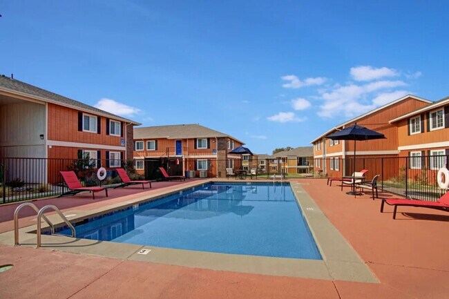 Building Photo - 12701 N Pennsylvania Ave