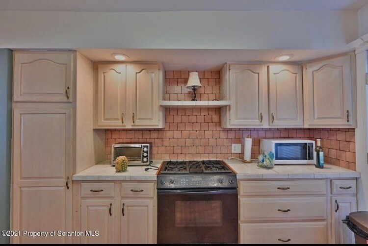 Building Photo - 540 Palm St