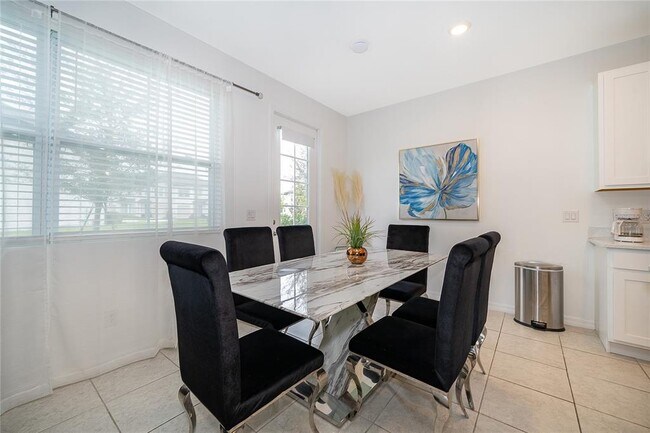 Building Photo - 1013 Plantation Ln