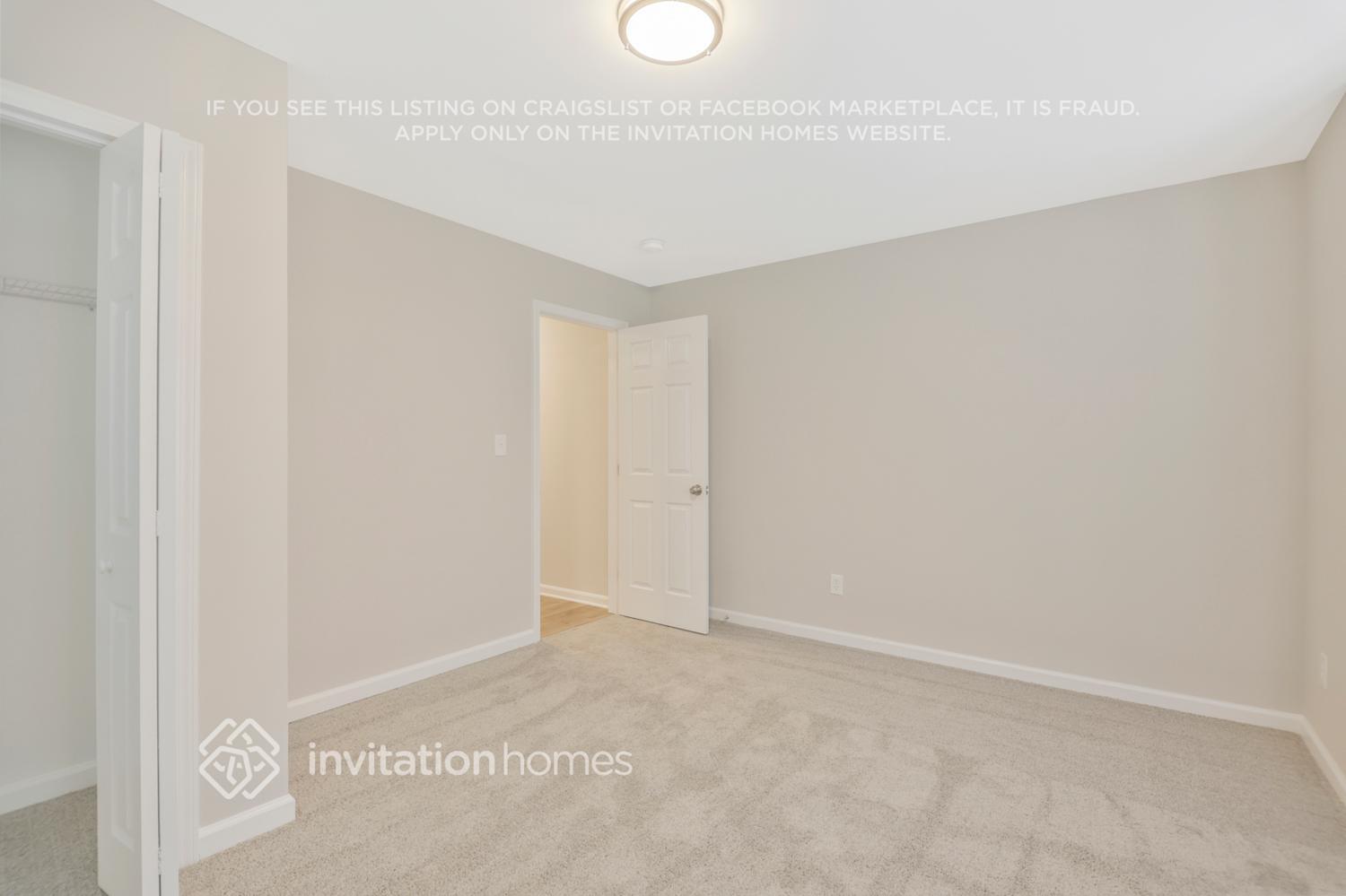 Building Photo - 2811 Dunwood Ln