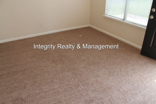 Building Photo - 3 bed/2.5 bath in Lake Asbury