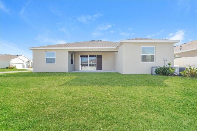 Building Photo - 5815 SW 82nd Ln