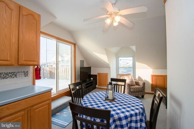 Building Photo - 100 Sheridan Square