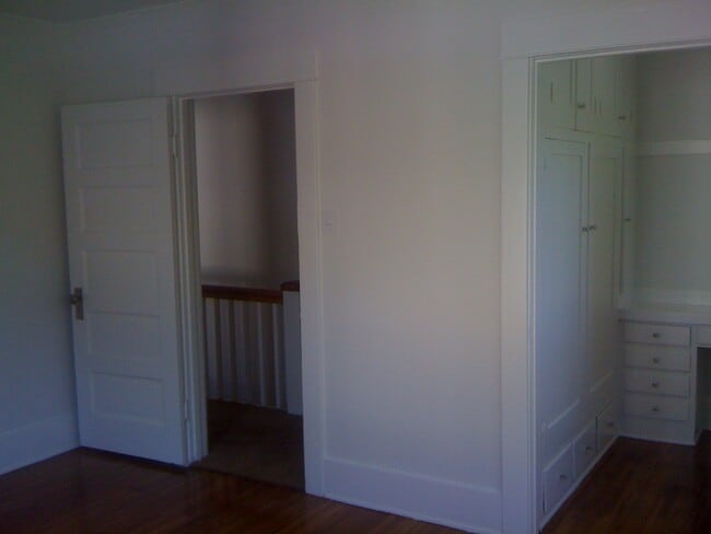 Front bedroom - 2022 N Bronson Ave