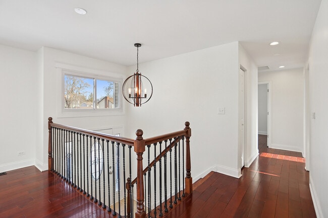 Building Photo - 5747 Allemong Dr