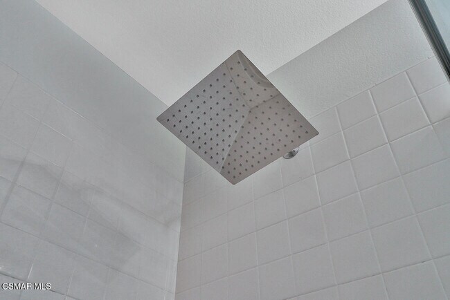 Building Photo - 5505 Salerno Dr