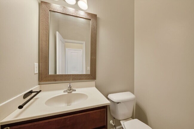 Building Photo - Beautiful Crofton at Spence Crossing Townhome/Condo | 3 BR | 2.5 BA | 1,867 Sq. Ft.