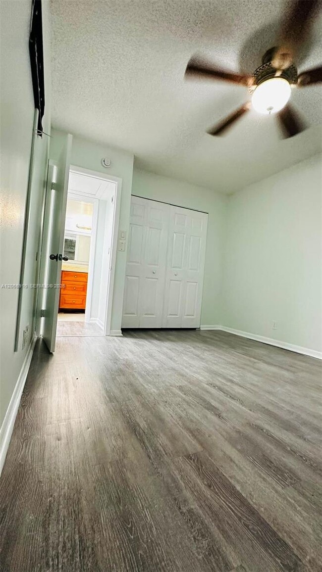 Building Photo - 2091 Coral Ridge Dr