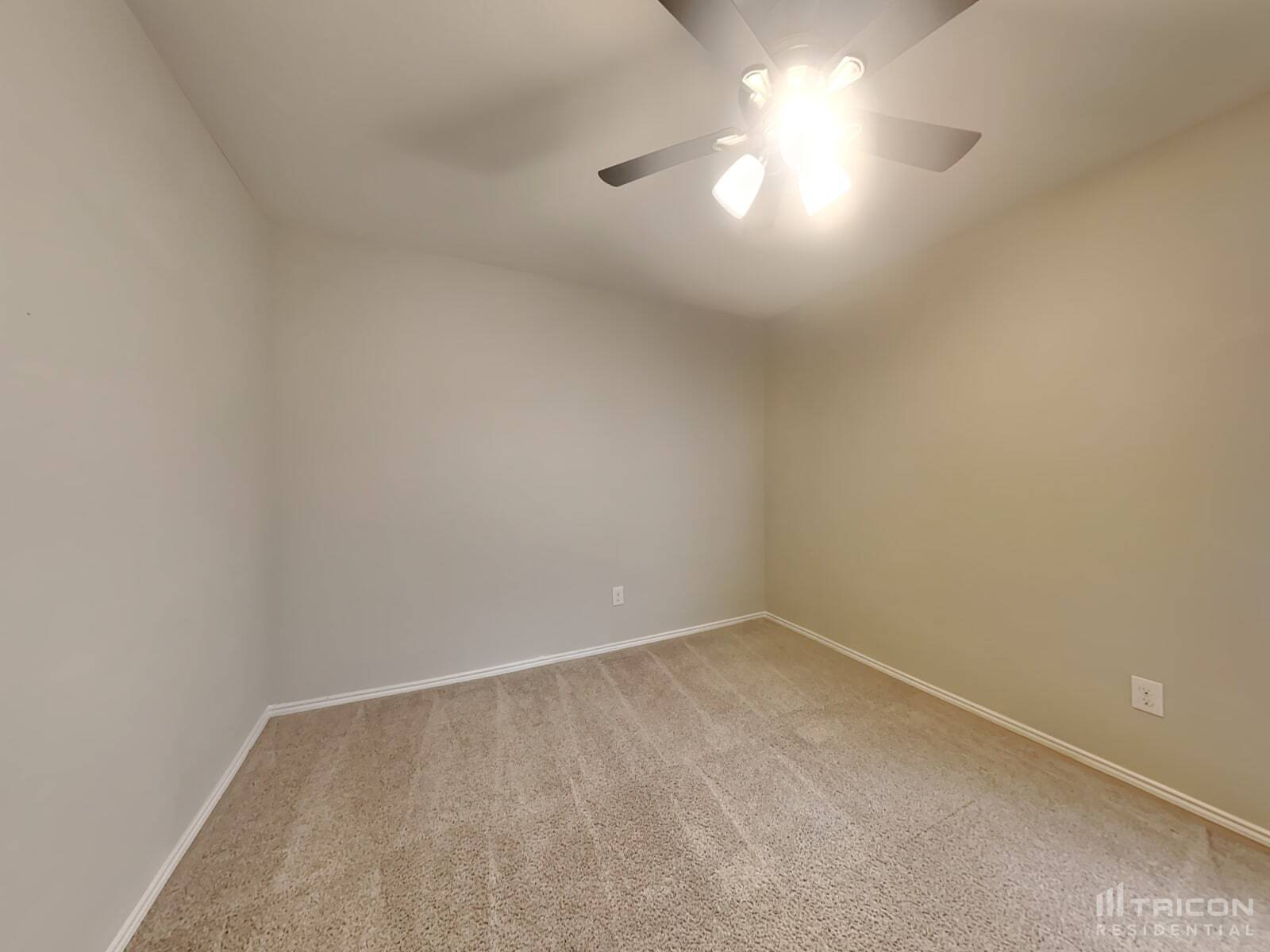 Building Photo - 309 Anvil Dr