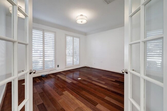Building Photo - 2019 Bendstone Cir