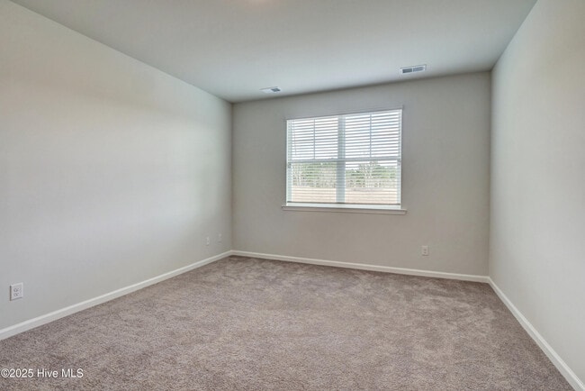 Building Photo - 1329 Clendon Cir