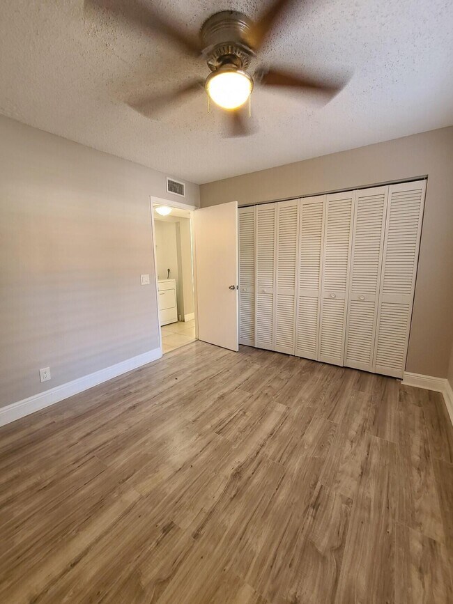 Building Photo - 1460 Windorah Way