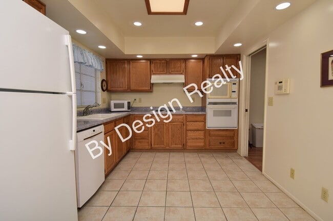 Building Photo - Spacious 3Bed/2Bath in Northridge Estates