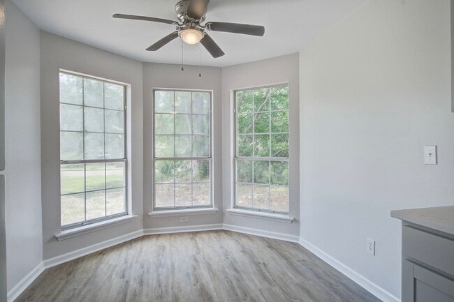 Building Photo - 107 Timberline Trail
