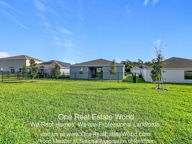 Building Photo - 5151 Bridgehaven Rd