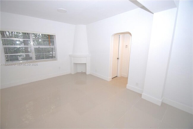 Building Photo - 1559 Meridian Ave