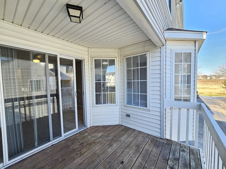 Building Photo - 2320 Dawson Ln