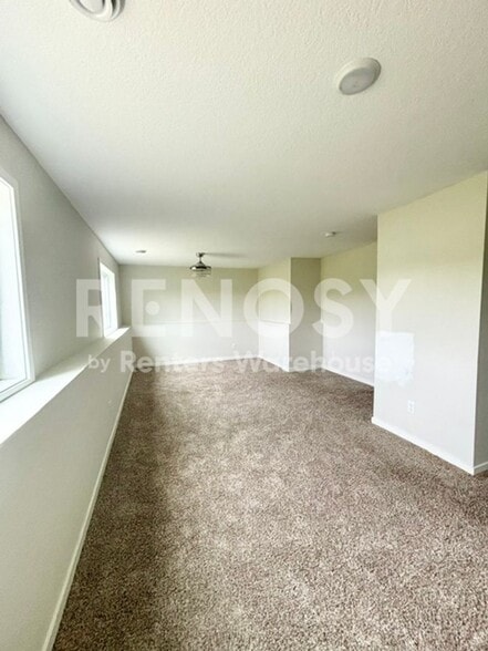 Building Photo - 4634 9th St NE