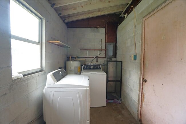 Building Photo - 3209 W Wallace Ave