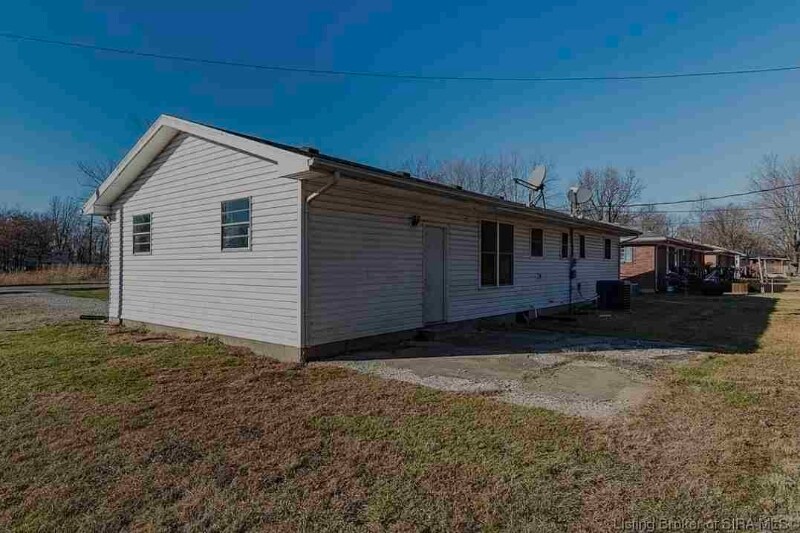 Building Photo - 465 Morgan Dr