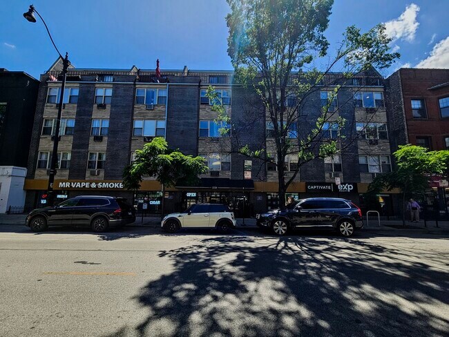 Primary Photo - 2250 N Lincoln Ave