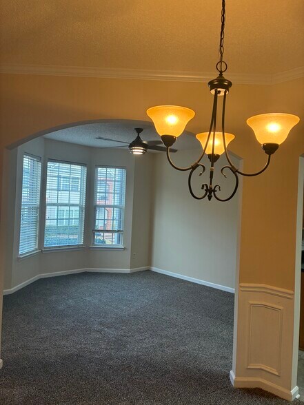 Dining and Living - 7573 Rutgers Cir