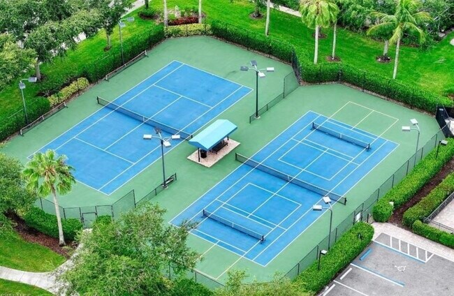 Building Photo - 8578 Ibis Cove Cir