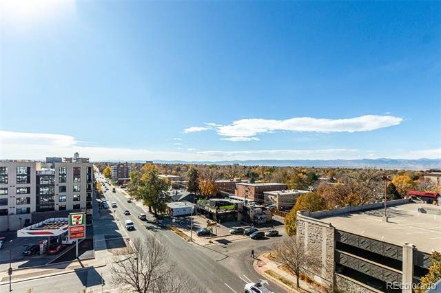 Building Photo - 2374 S University Blvd