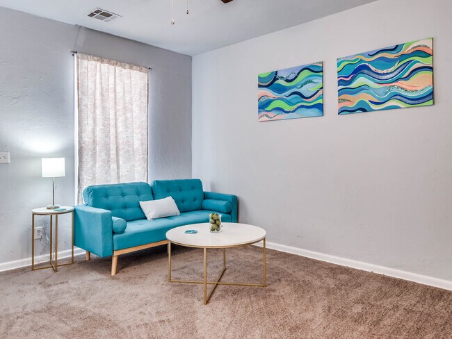 Building Photo - 1720 NW 30th St