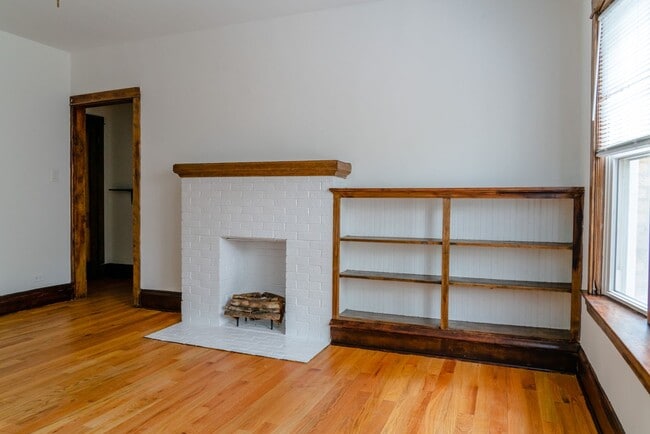 Building Photo - 5007 N Glenwood Ave
