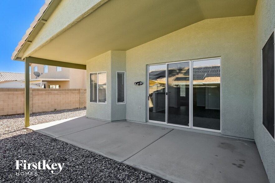 Building Photo - 7640 W Summer Sky Dr